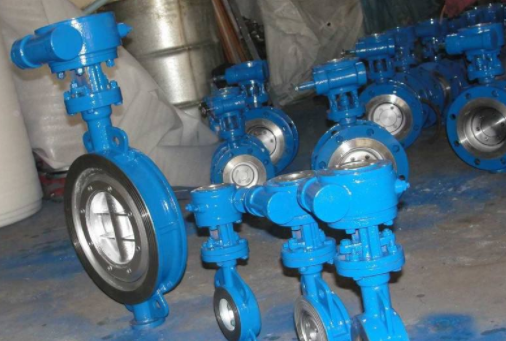 What is the difference between butterfly valve and ball valve